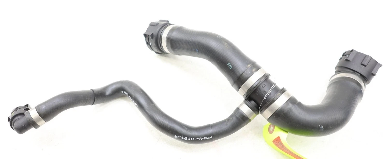 17127619256 Radiator Upper Coolant Hose for BMW 3 Series F30-F31 2011-2019 N20